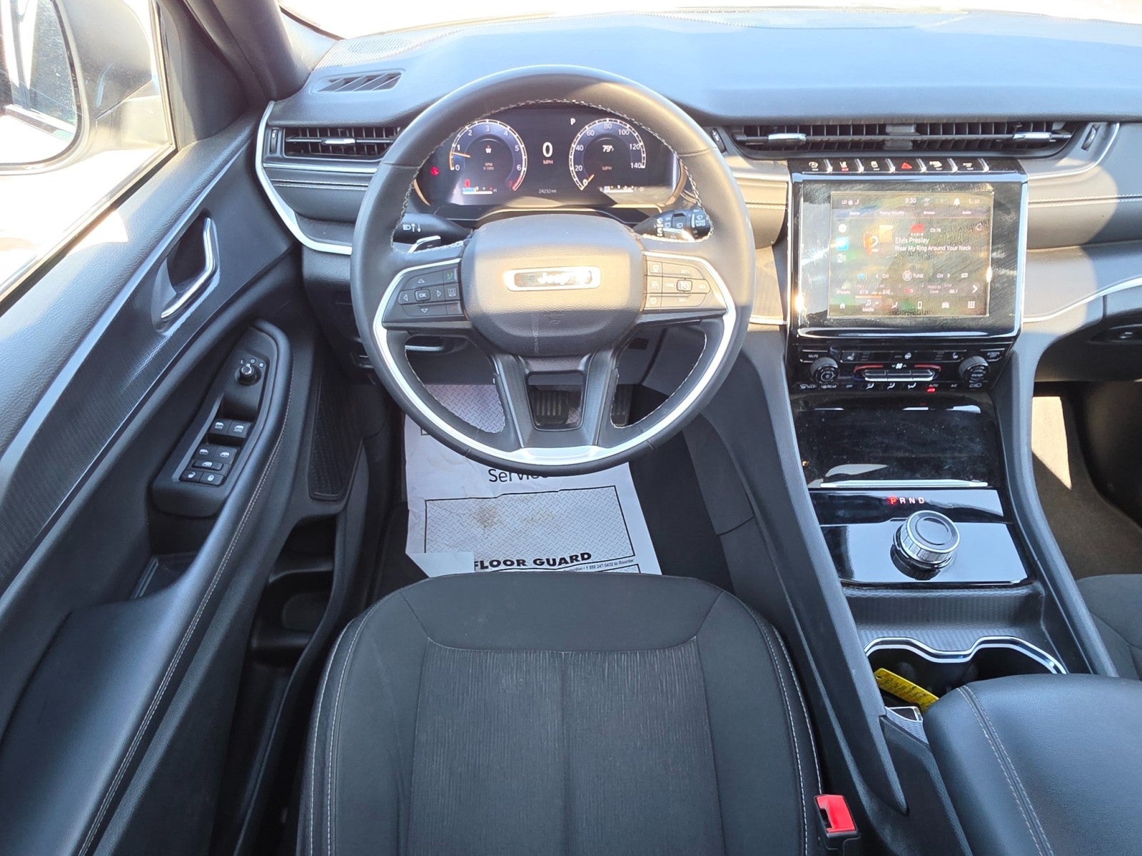2024 Jeep Grand Cherokee Laredo X
