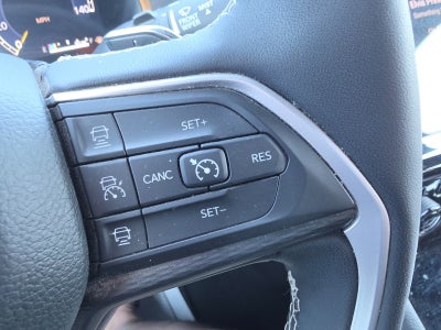 2024 Jeep Grand Cherokee Laredo X