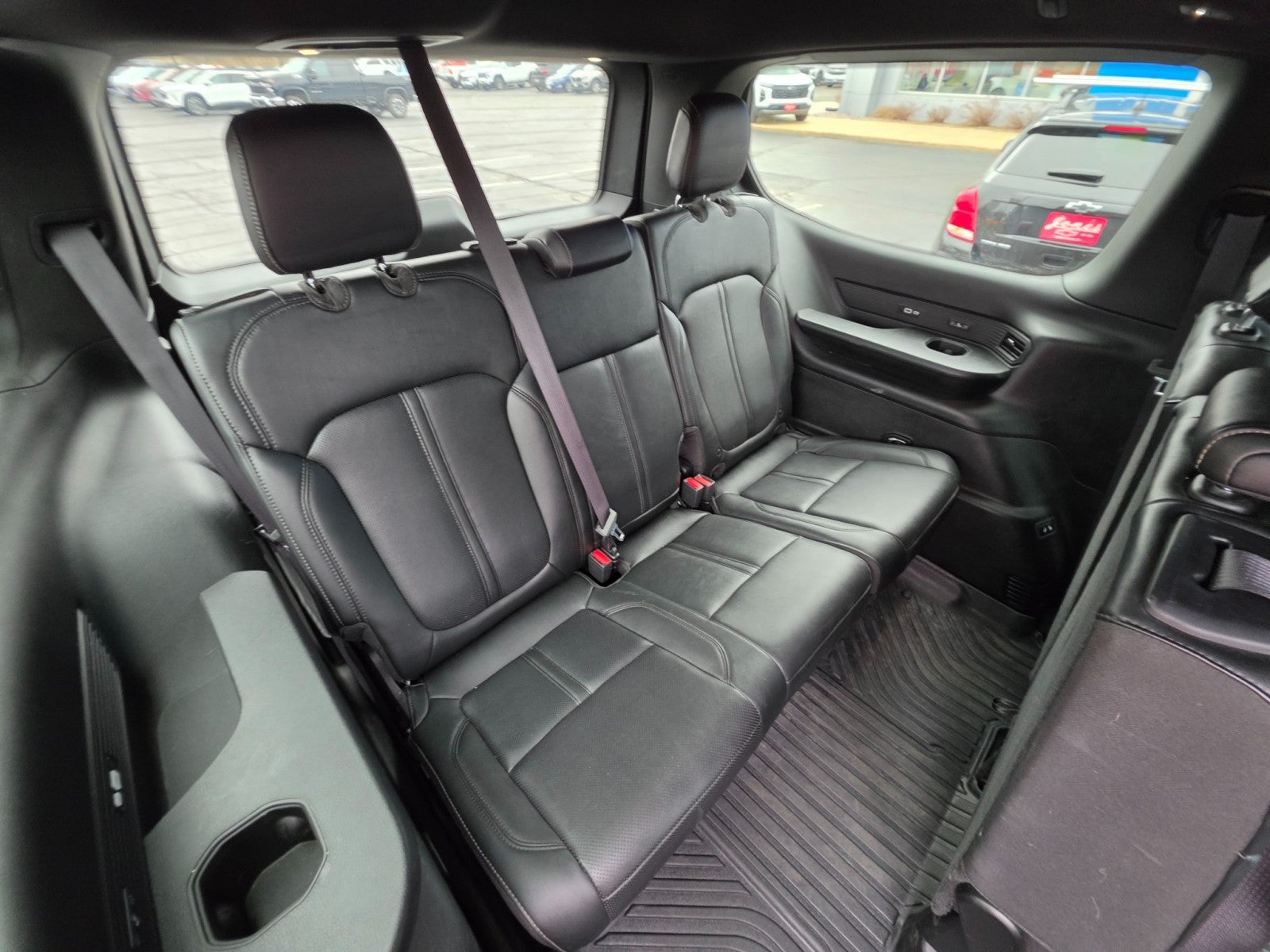 2023 Jeep Wagoneer Series III