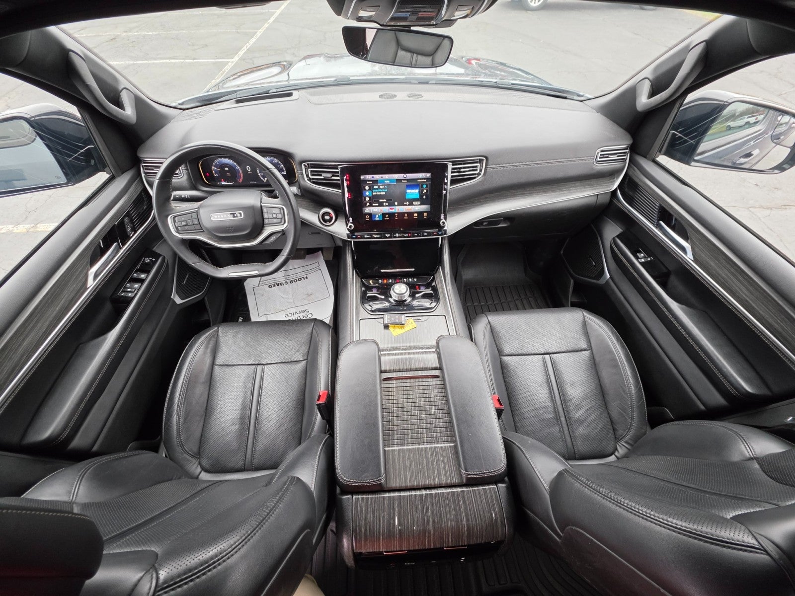 2023 Jeep Wagoneer Series III