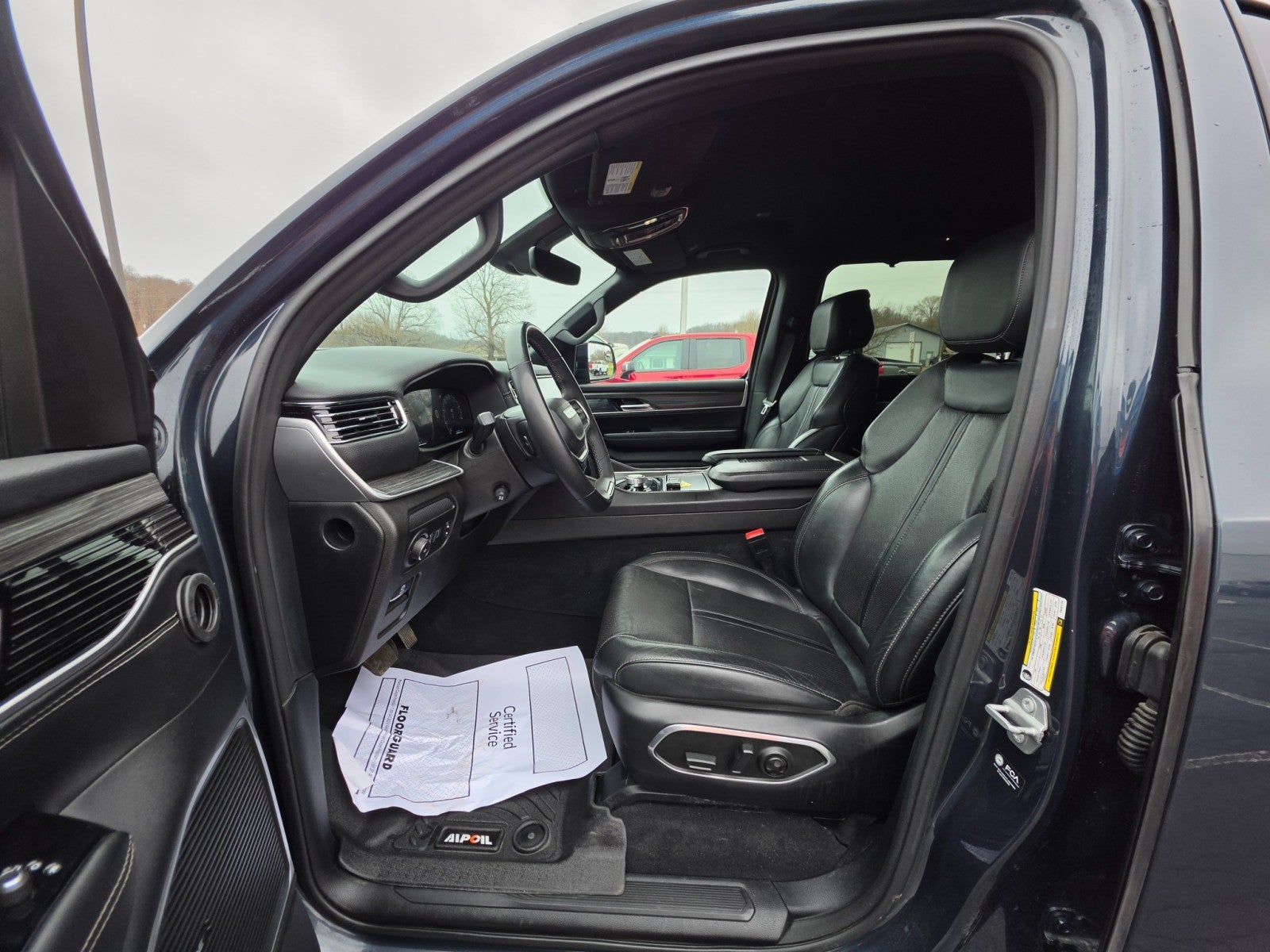 2023 Jeep Wagoneer Series III