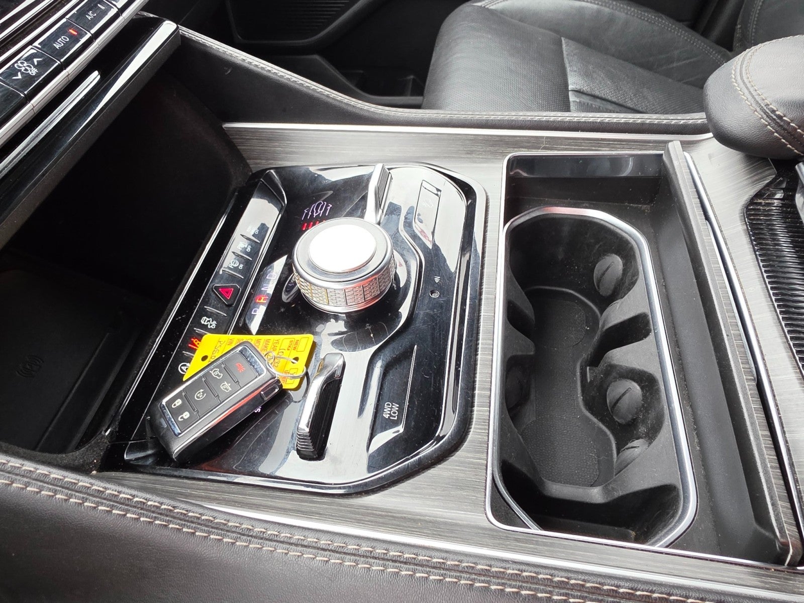 2023 Jeep Wagoneer Series III