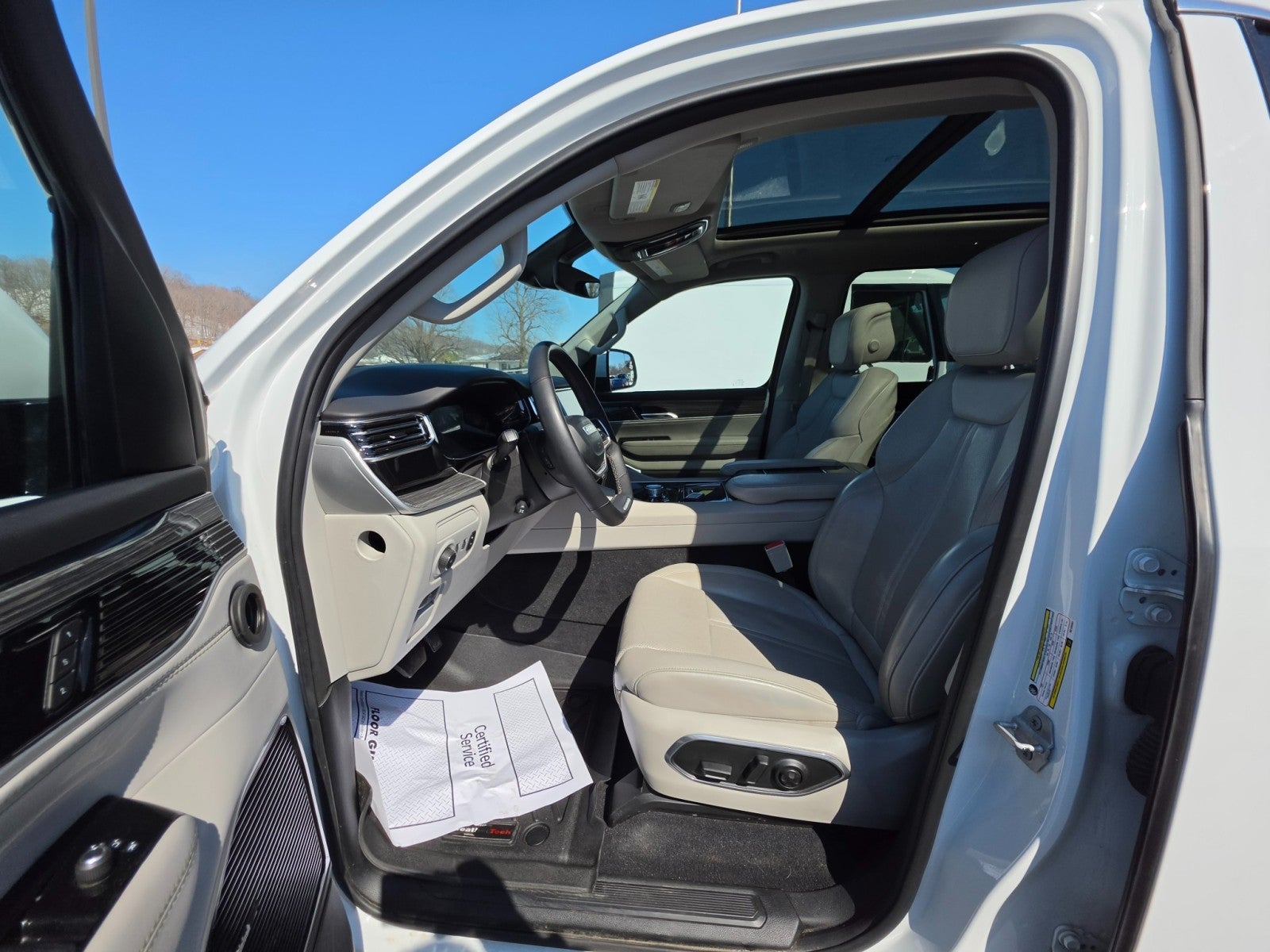 2022 Jeep Wagoneer Series III