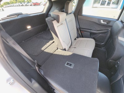 2022 Ford Escape Titanium Hybrid