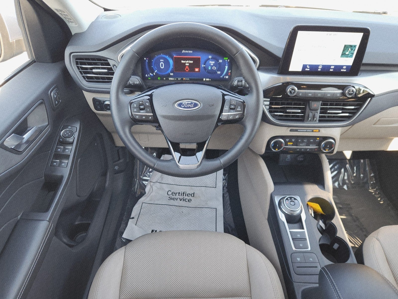 2022 Ford Escape Titanium Hybrid