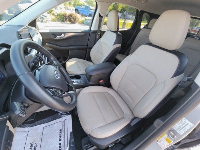 2022 Ford Escape Titanium Hybrid