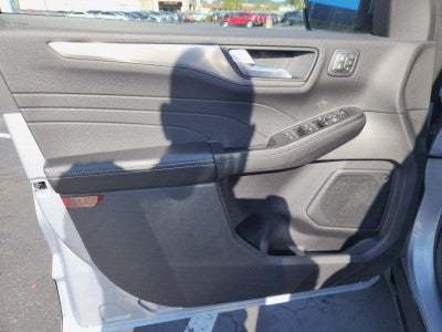 2022 Ford Escape Titanium Hybrid