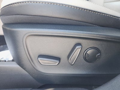 2022 Ford Escape Titanium Hybrid