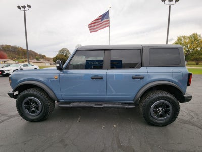 2023 Ford Bronco Base