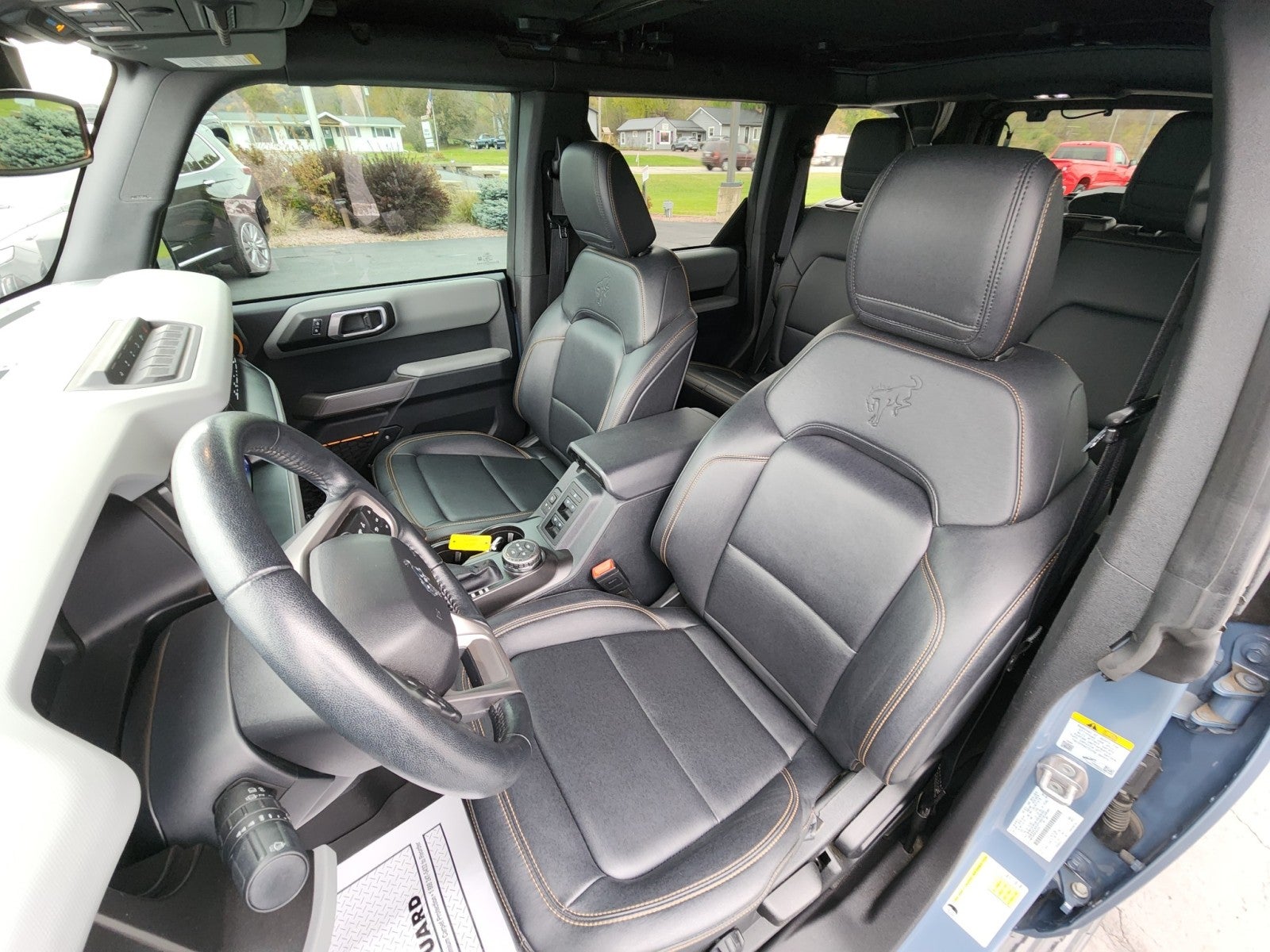 2023 Ford Bronco Base