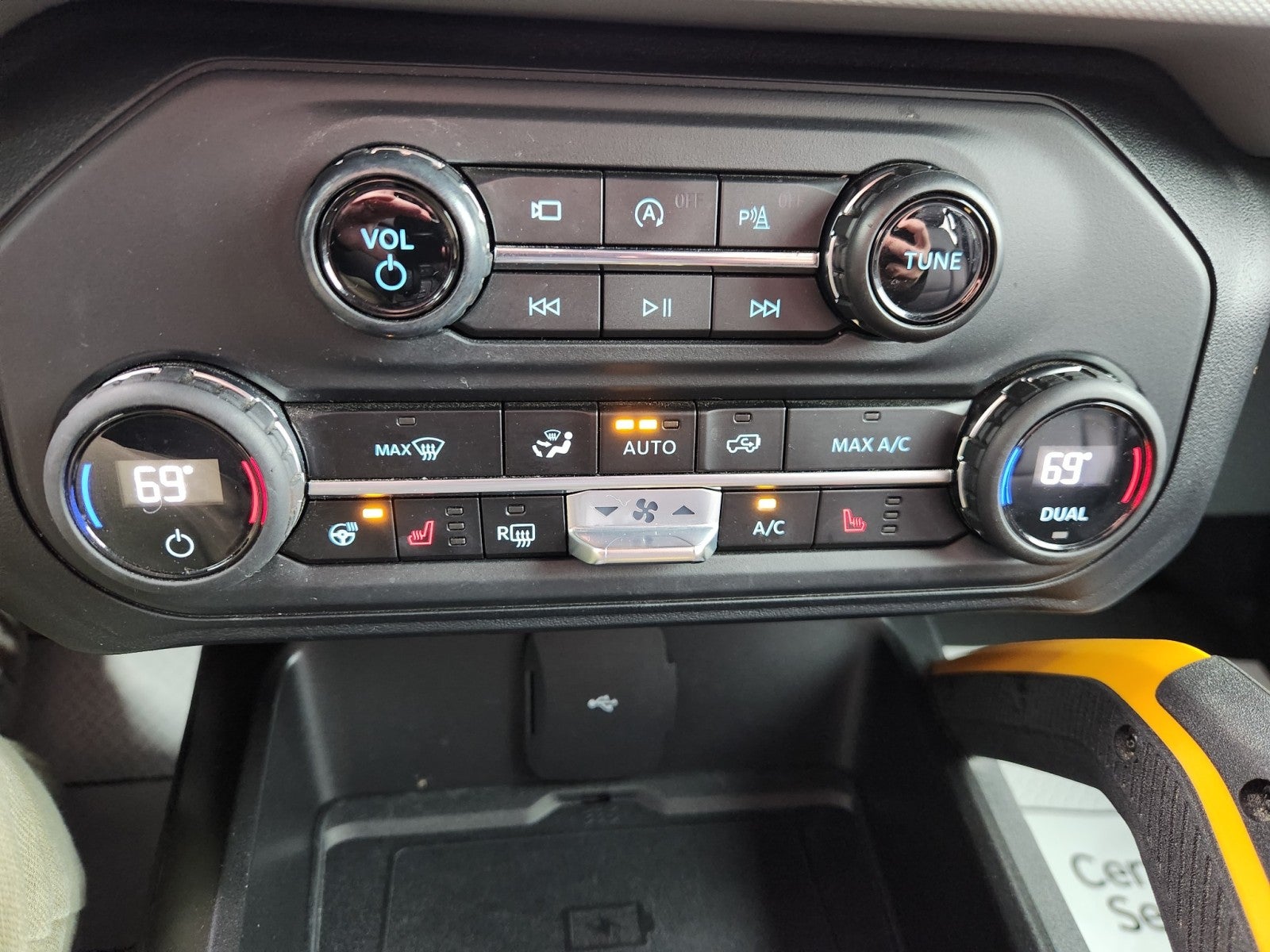 2023 Ford Bronco Base