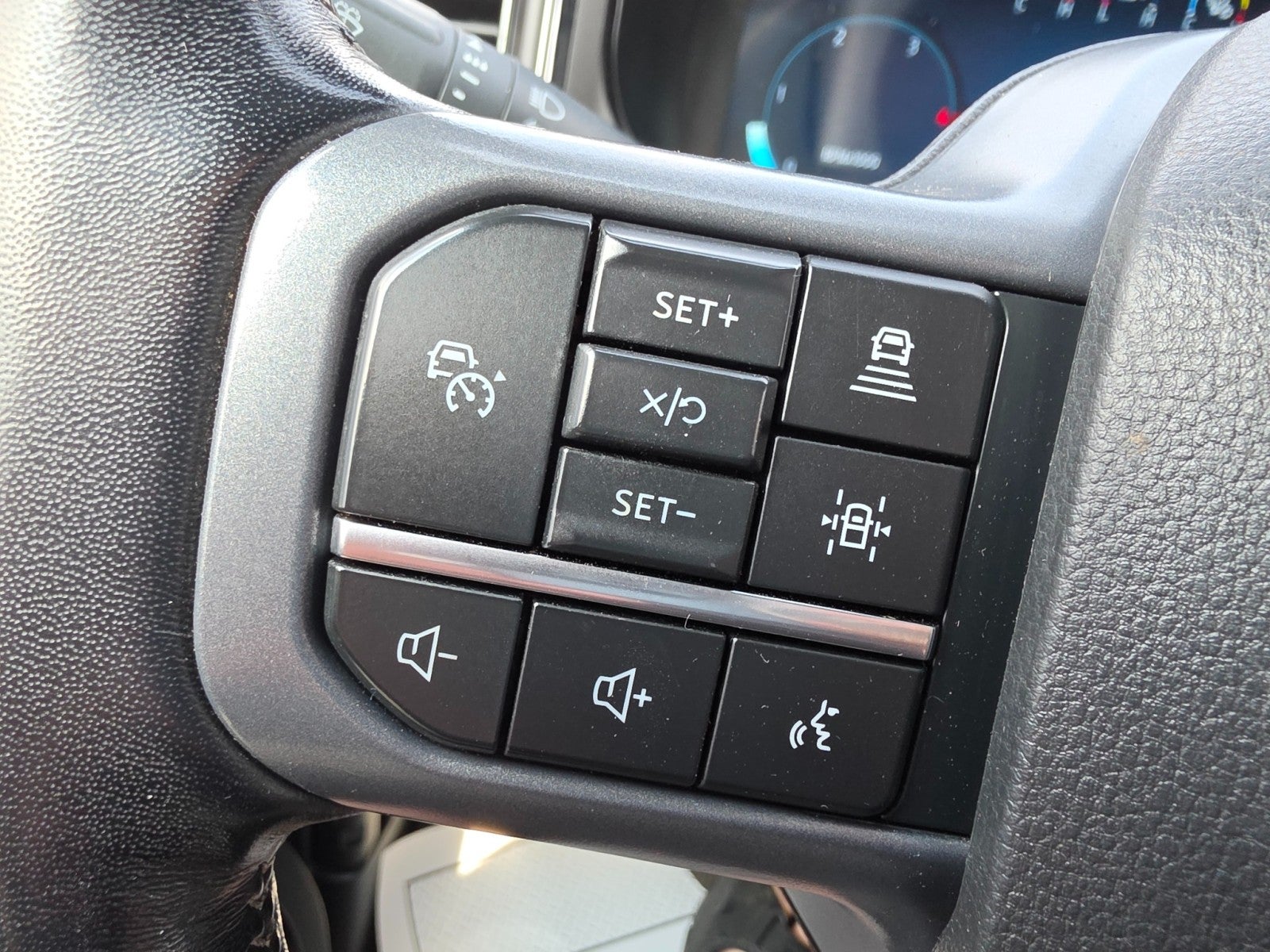 2024 Ford Super Duty F-350 SRW XL