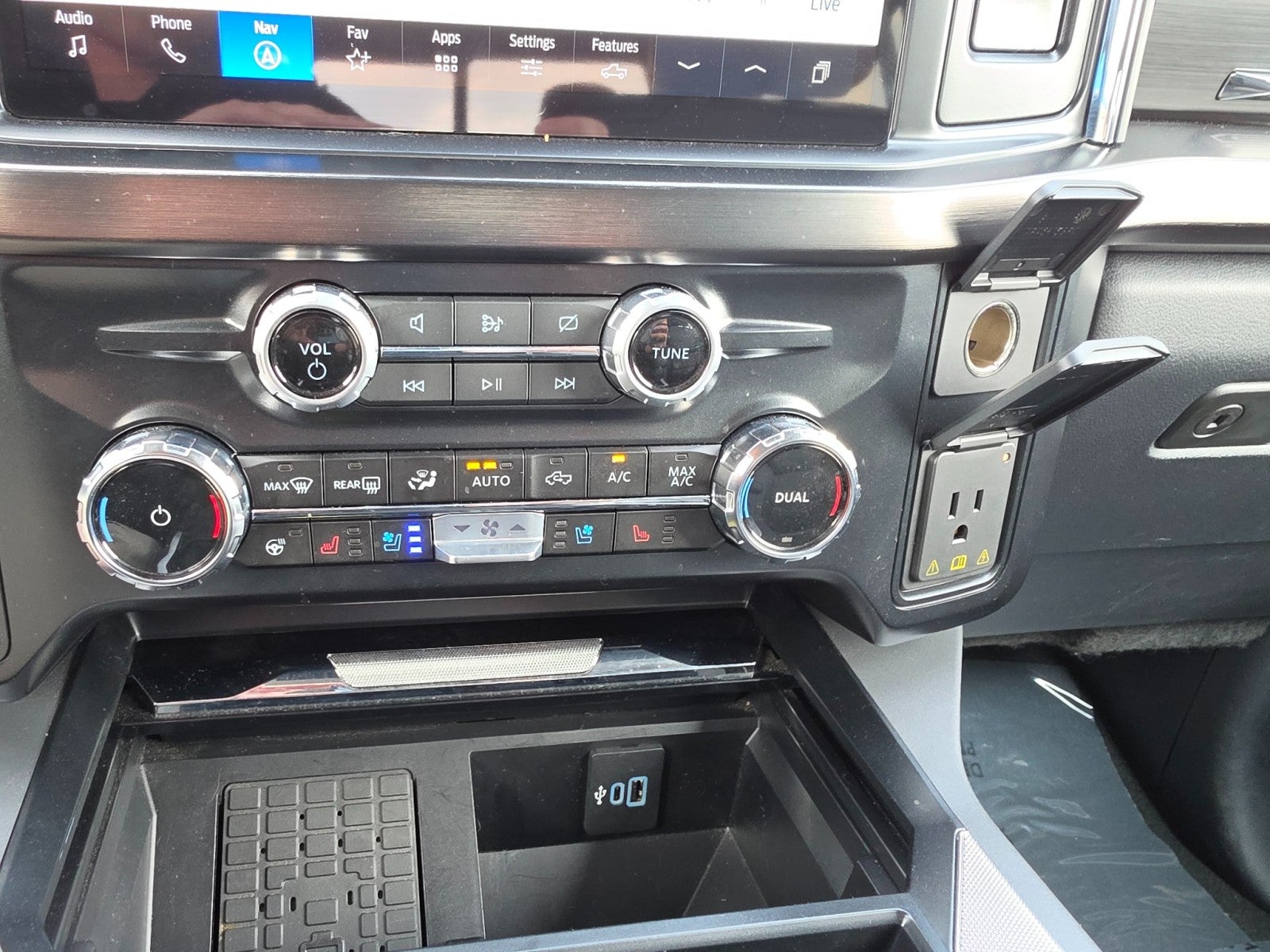 2024 Ford Super Duty F-350 SRW XL