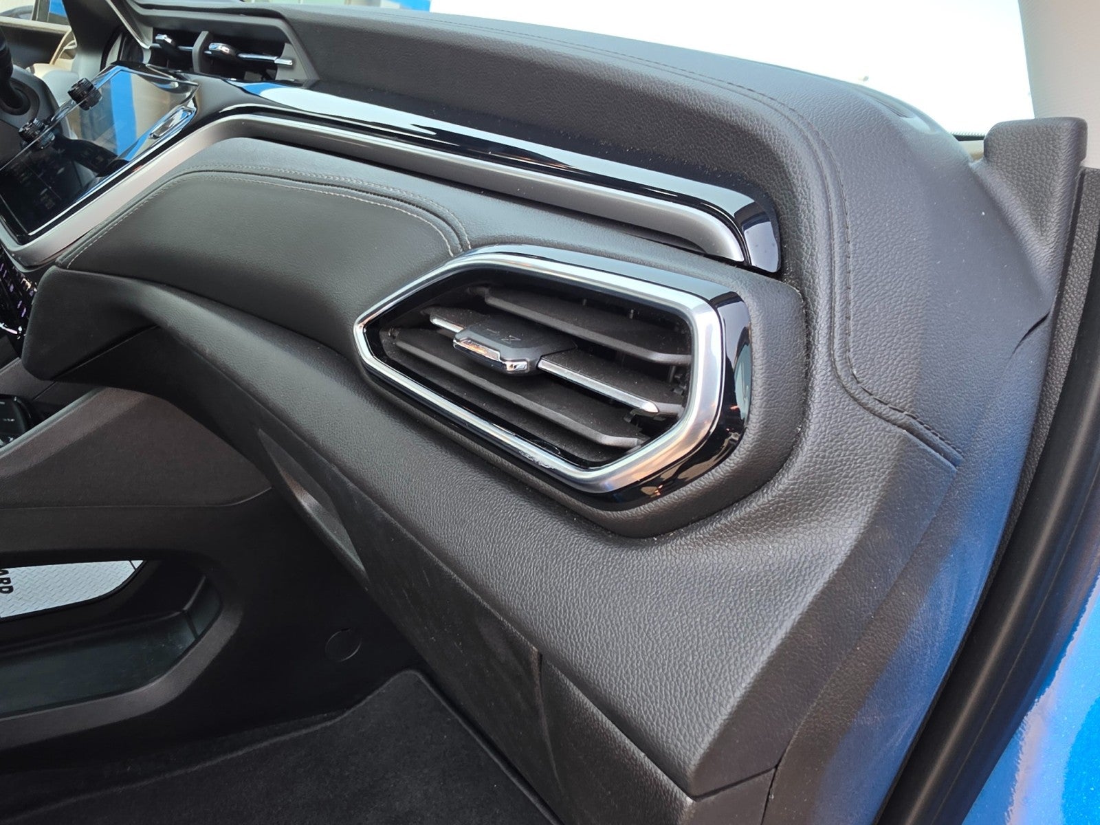 2022 Chevrolet Bolt EUV LT