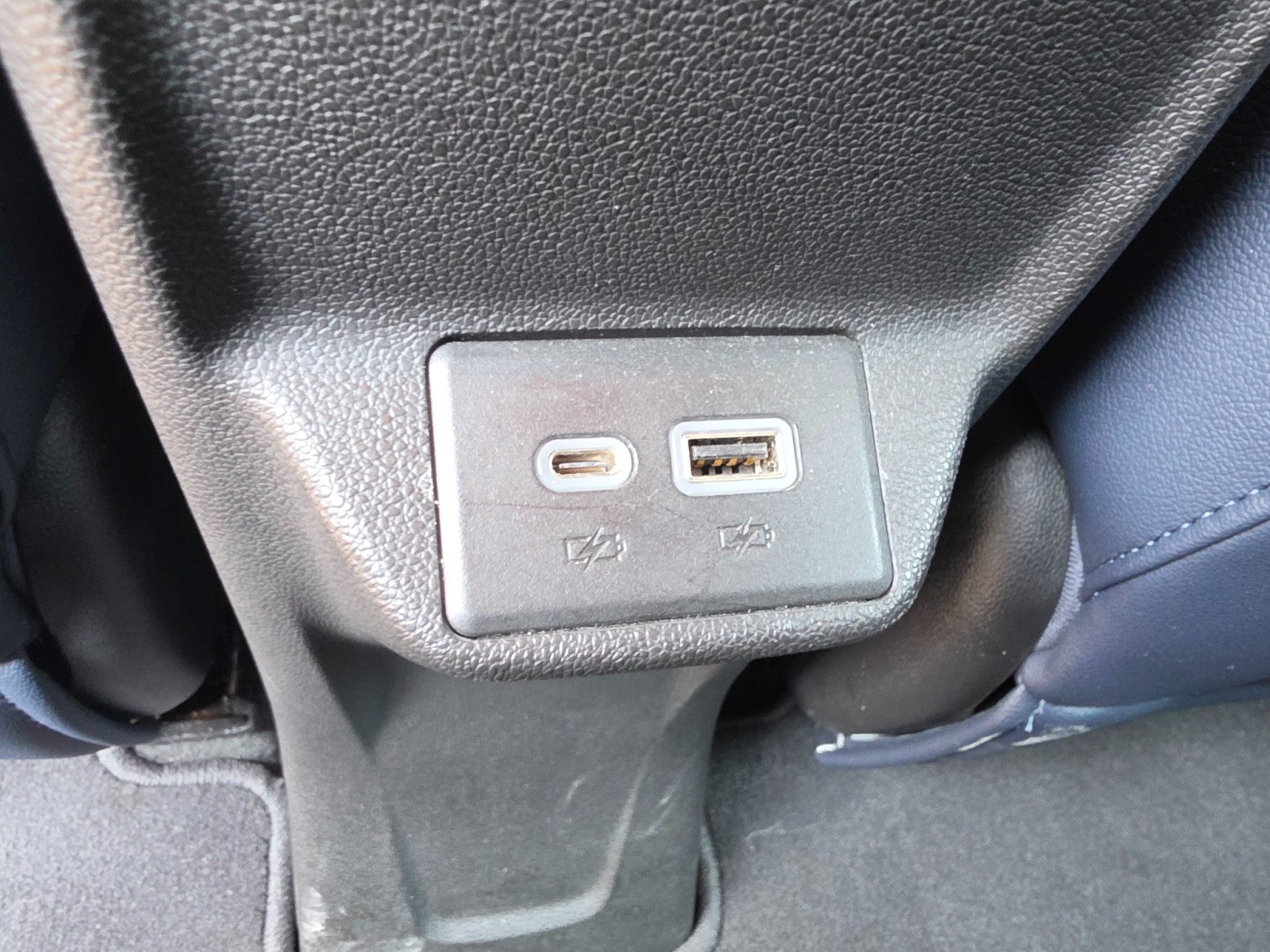 2022 Chevrolet Bolt EUV LT