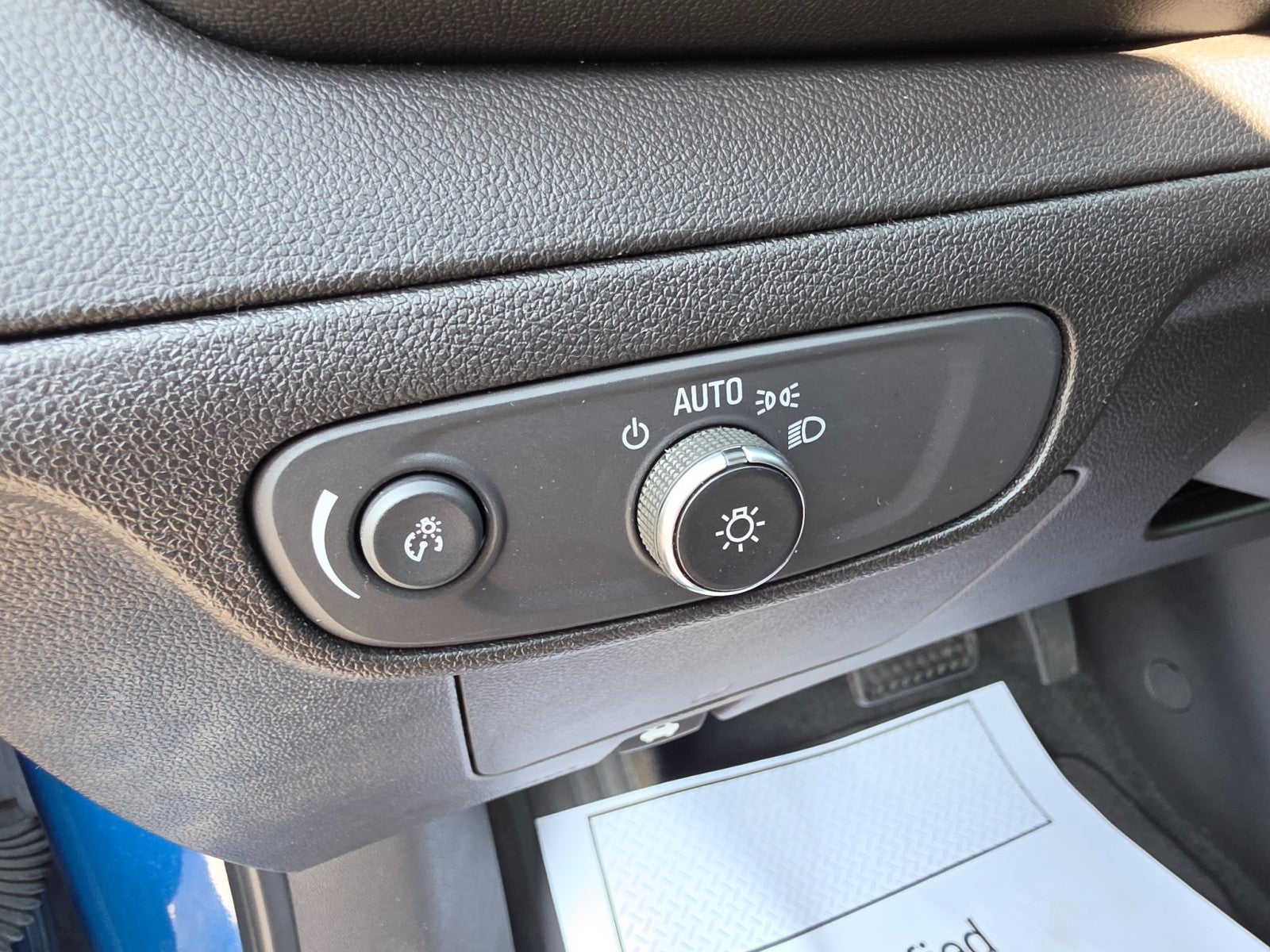 2022 Chevrolet Bolt EUV LT