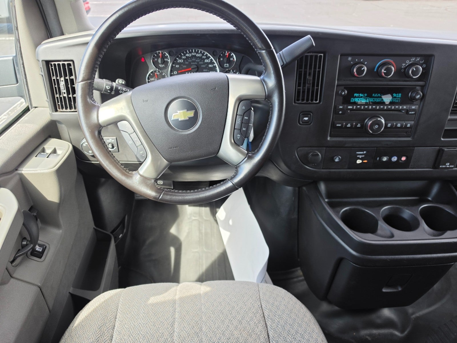 2017 Chevrolet Express Passenger 2500 LS