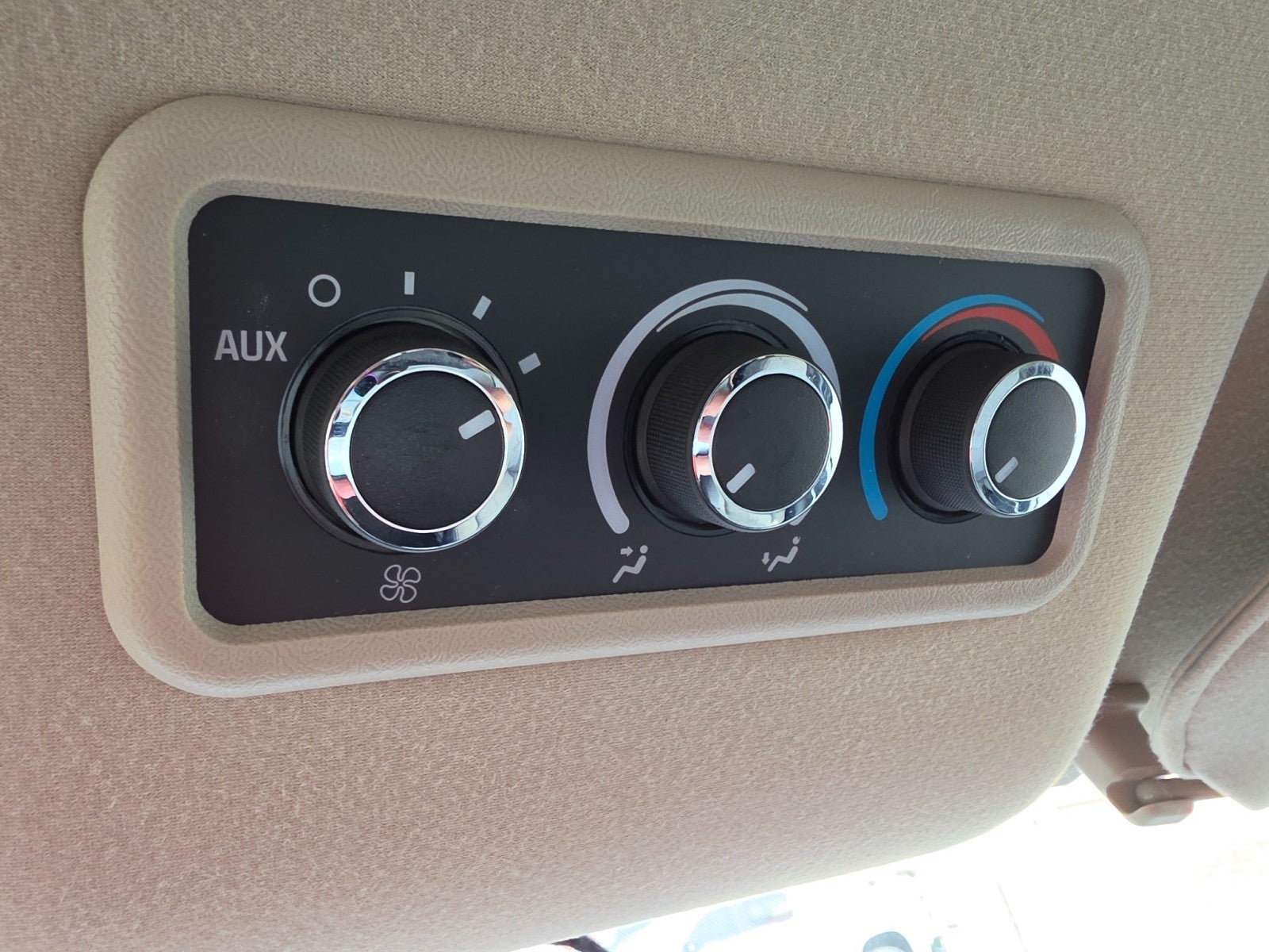 2017 Chevrolet Express Passenger 2500 LS