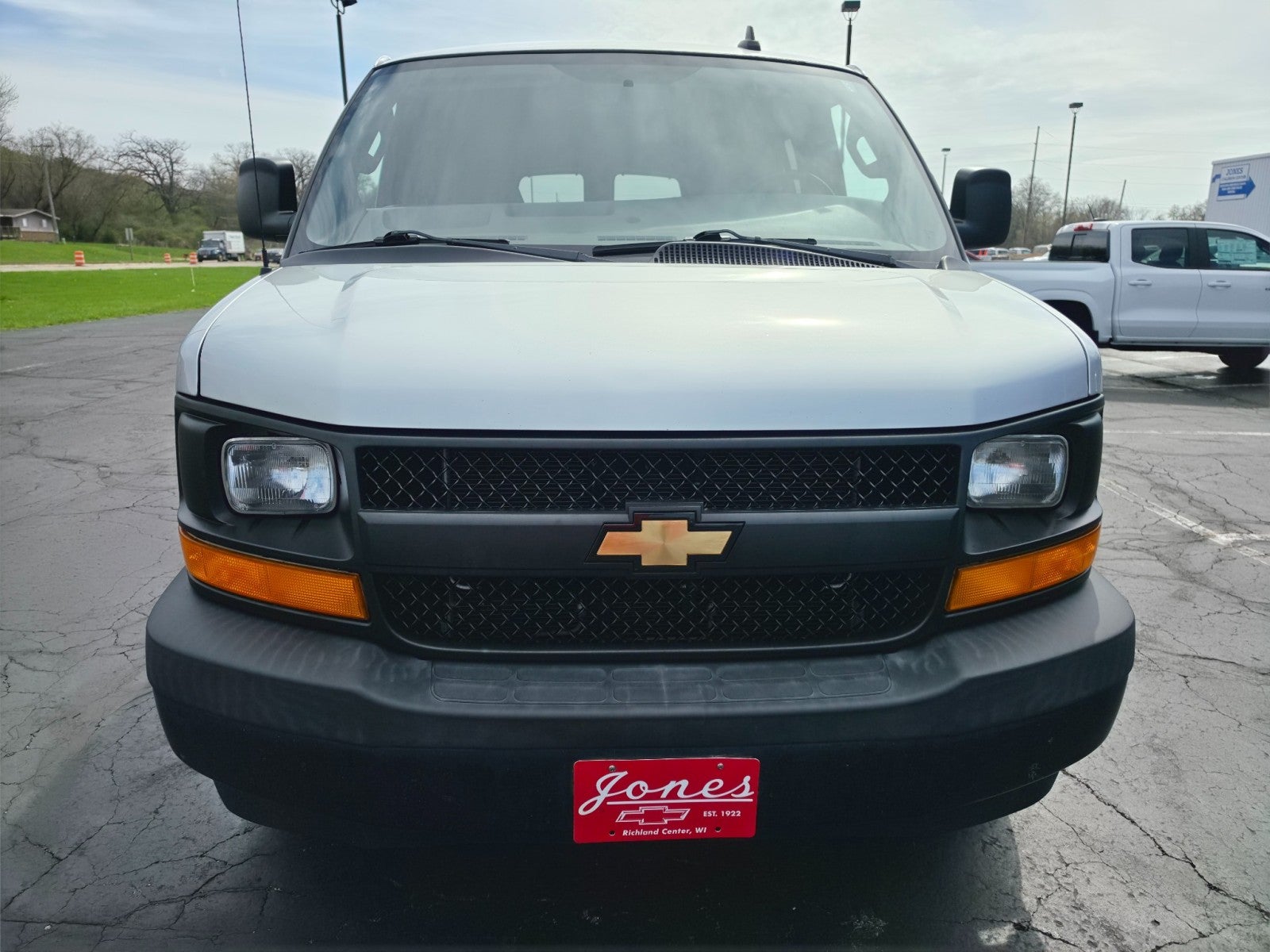2017 Chevrolet Express Passenger 2500 LS