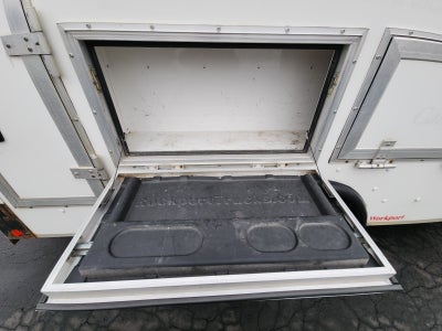 2018 Chevrolet Express Cutaway 3500 Base