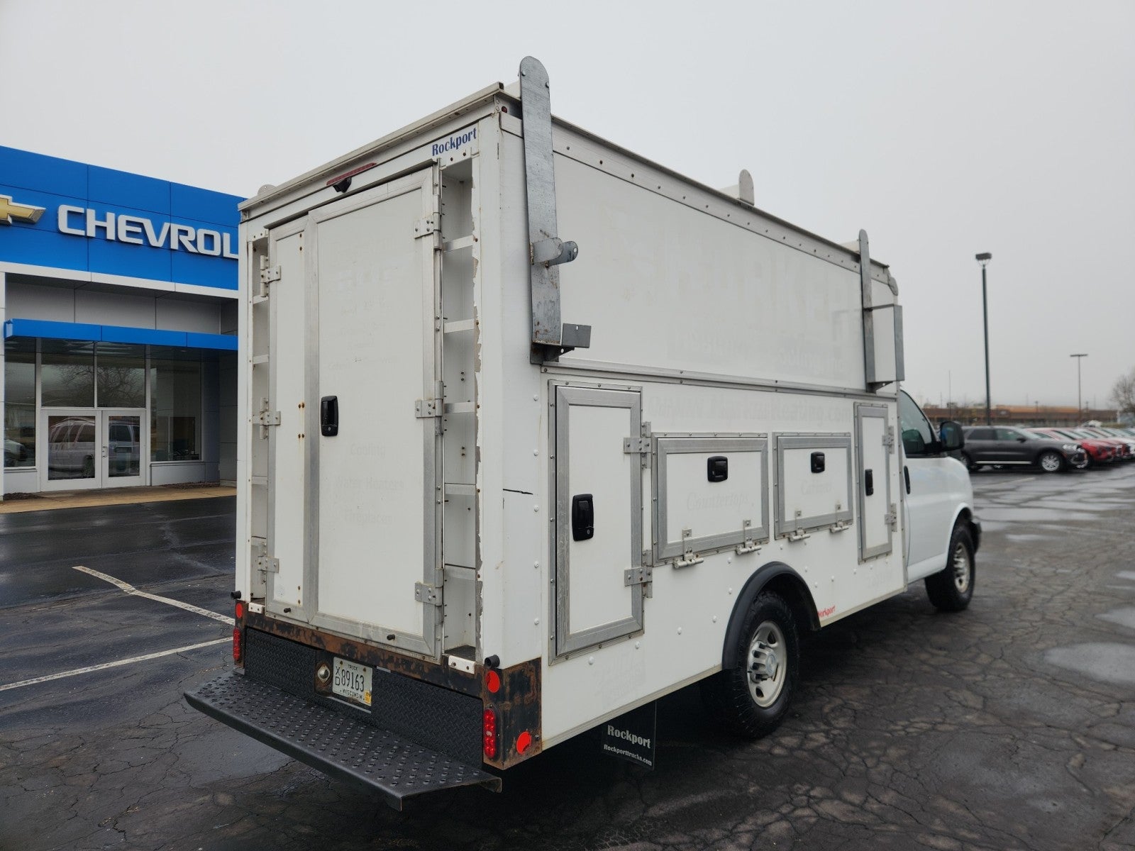 2018 Chevrolet Express Cutaway 3500 Base