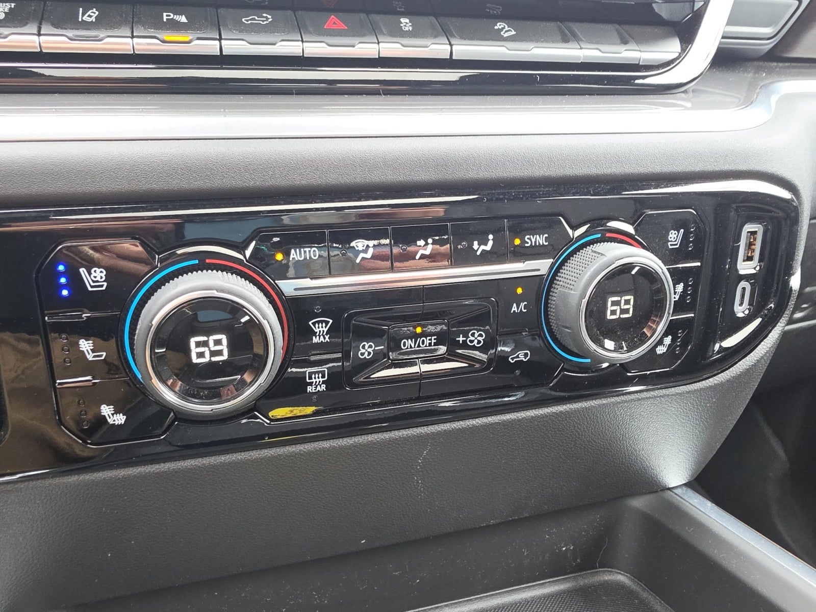 2025 Chevrolet Silverado 2500 HD High Country