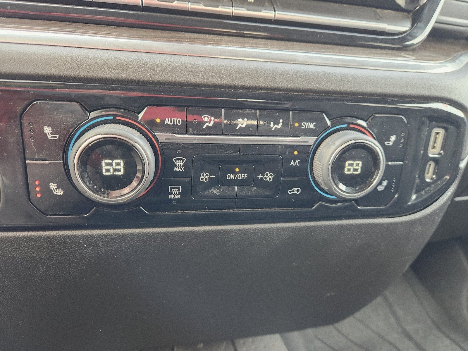 2024 Chevrolet Silverado 3500 HD LT DRW