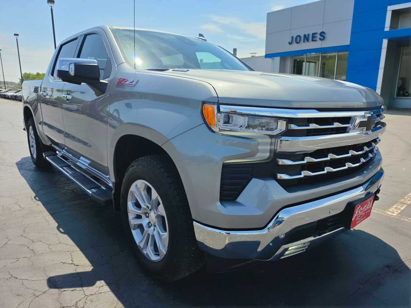 2025 Chevrolet Silverado 1500 LTZ