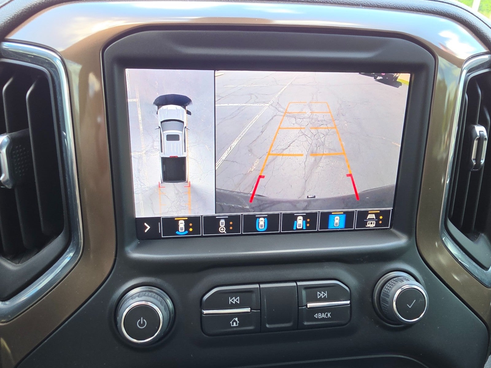 2022 Chevrolet Silverado 1500 LTD High Country