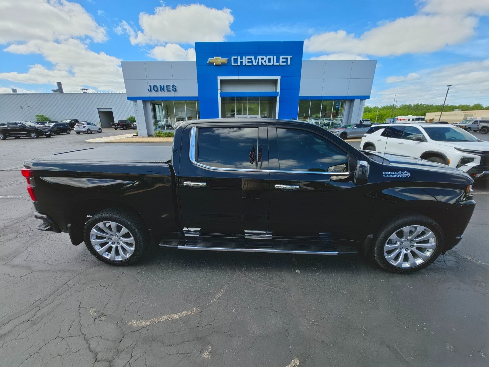 2022 Chevrolet Silverado 1500 LTD High Country