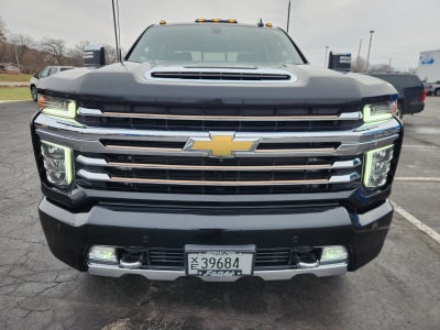 2022 Chevrolet Silverado 1500 LTD High Country