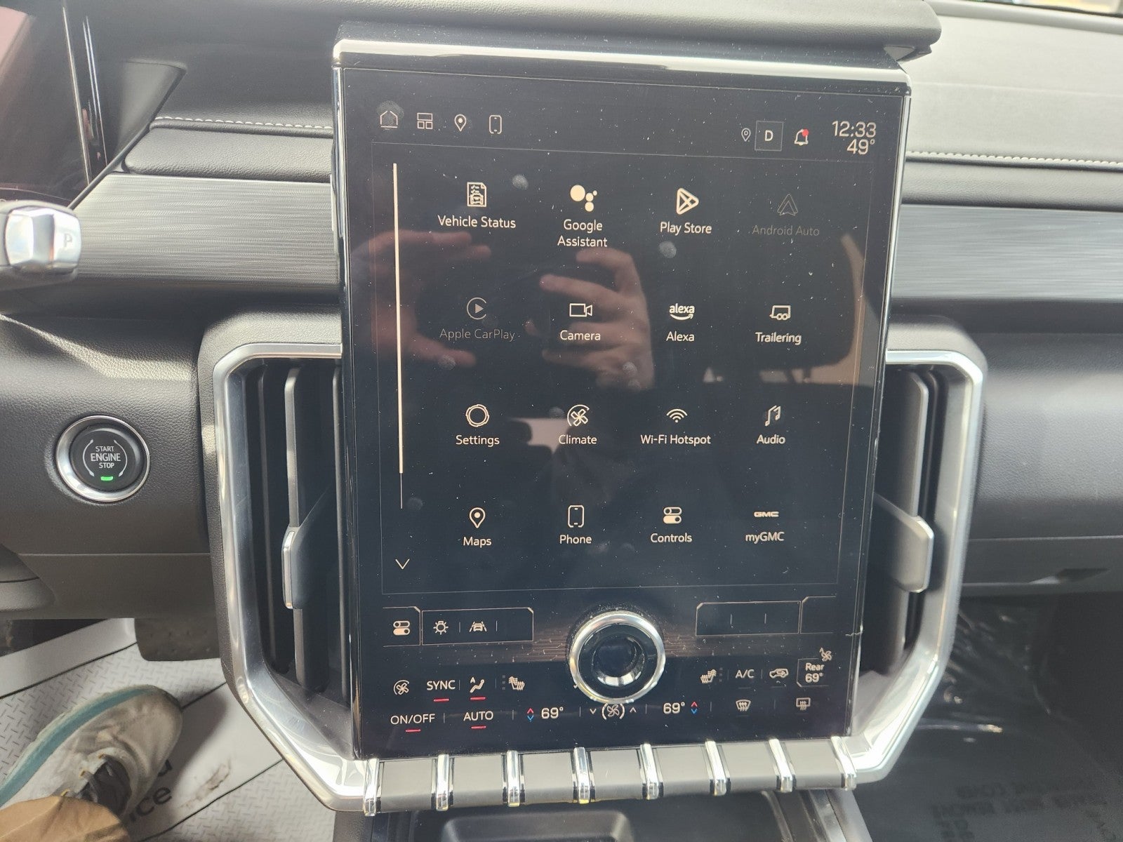 2025 GMC Acadia Elevation