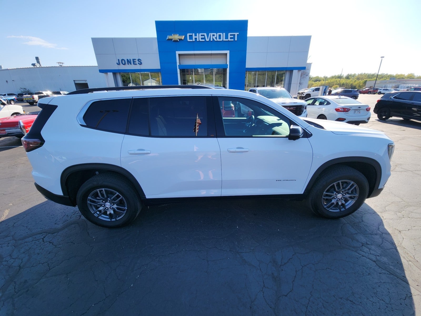 2025 GMC Acadia Elevation