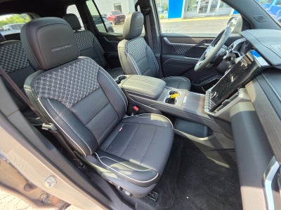 2024 GMC Acadia Denali