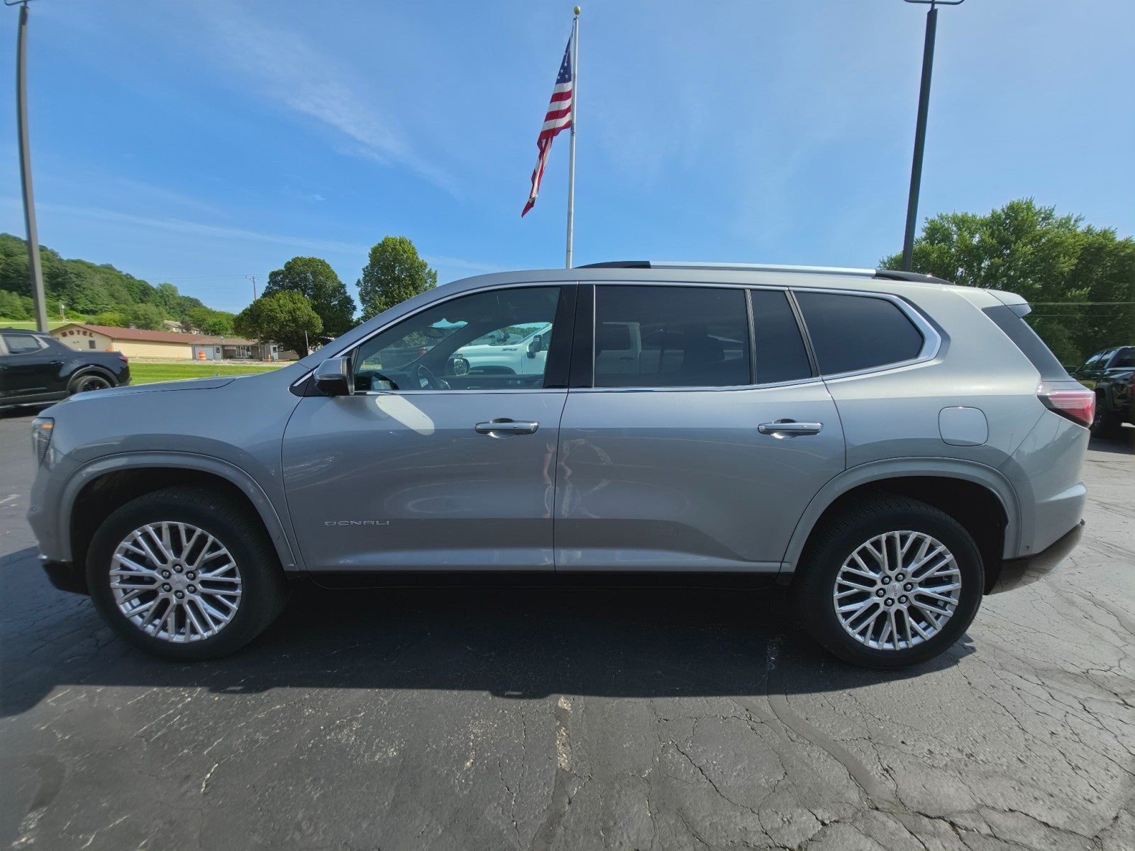 2024 GMC Acadia Denali