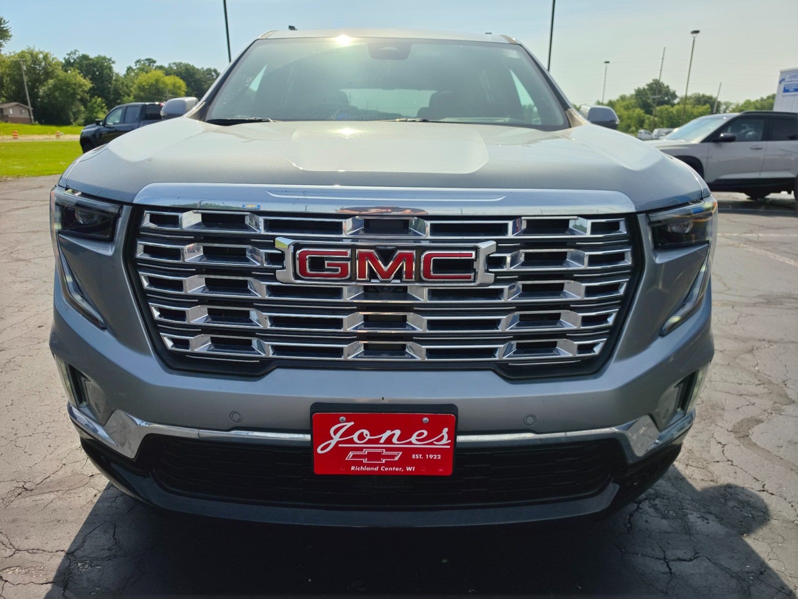 2024 GMC Acadia Denali