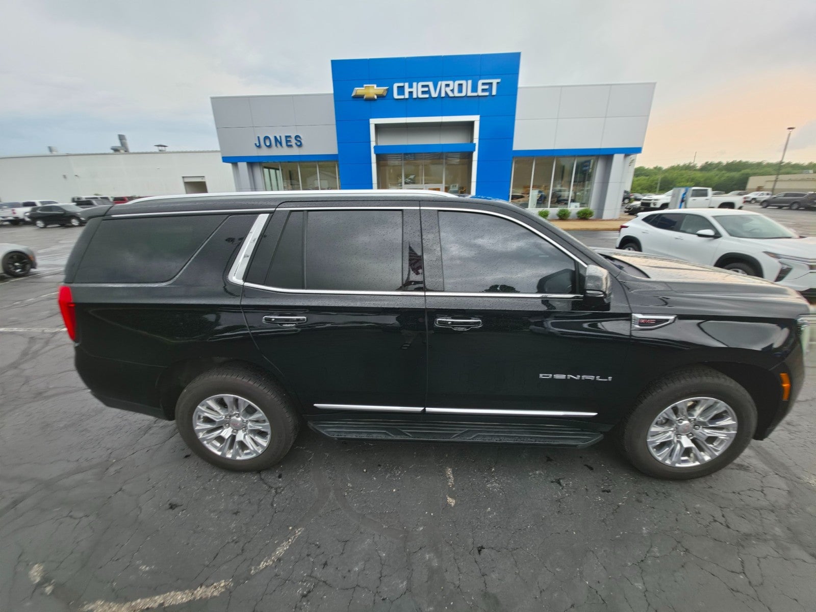 2025 GMC Yukon Denali