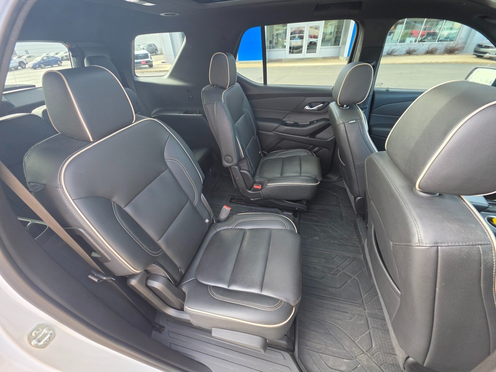 2024 Chevrolet Traverse Limited Premier