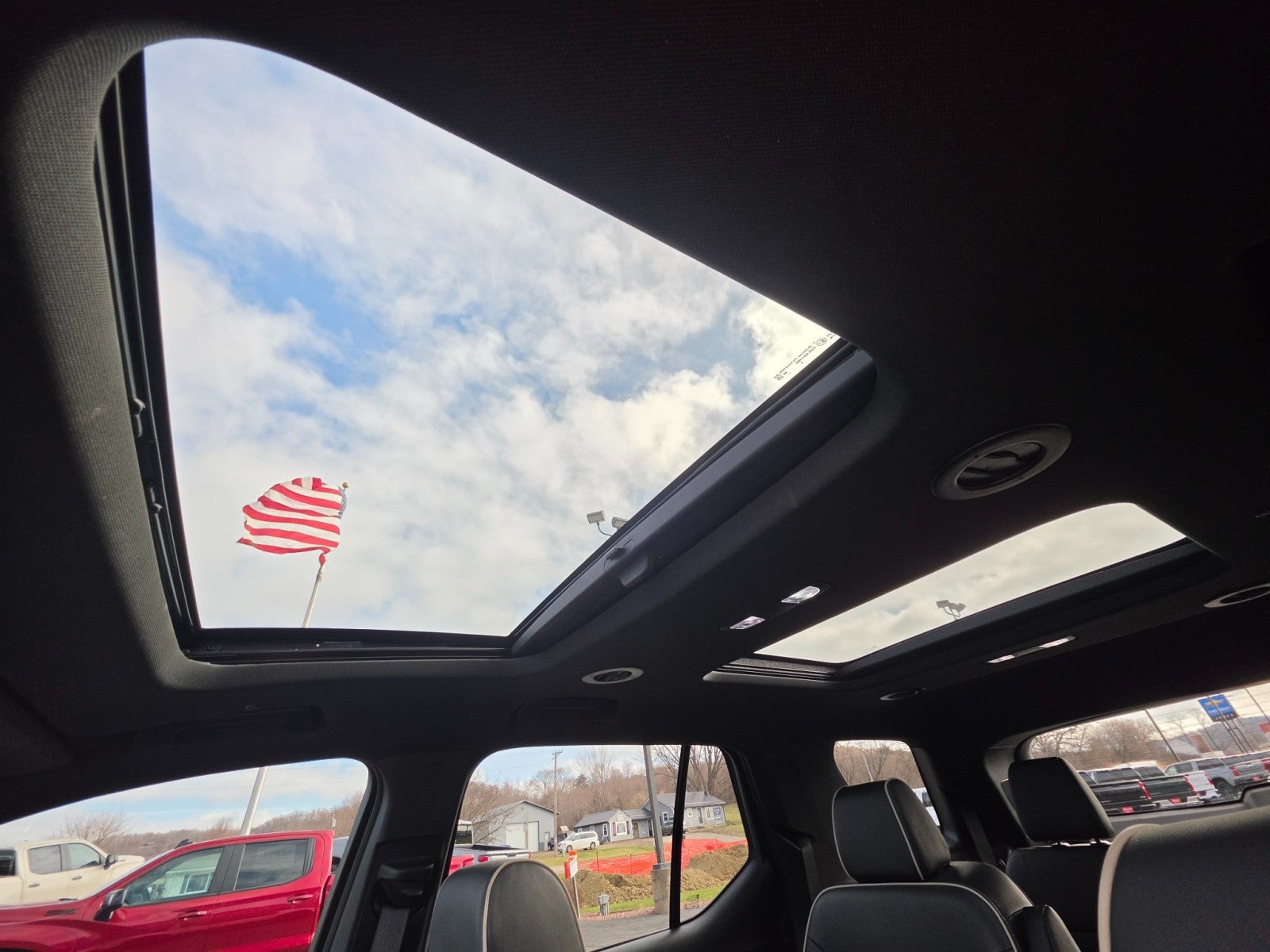 2024 Chevrolet Traverse Limited Premier