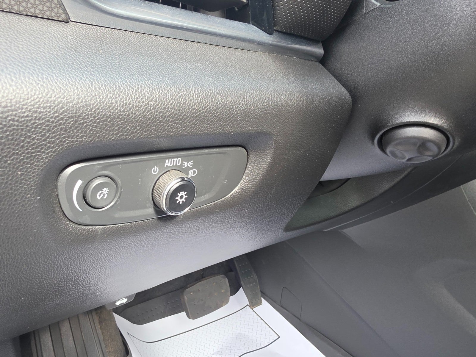 2024 Chevrolet Traverse Limited Premier