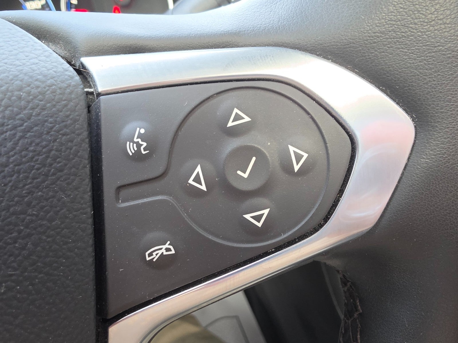 2024 Chevrolet Traverse Limited Premier