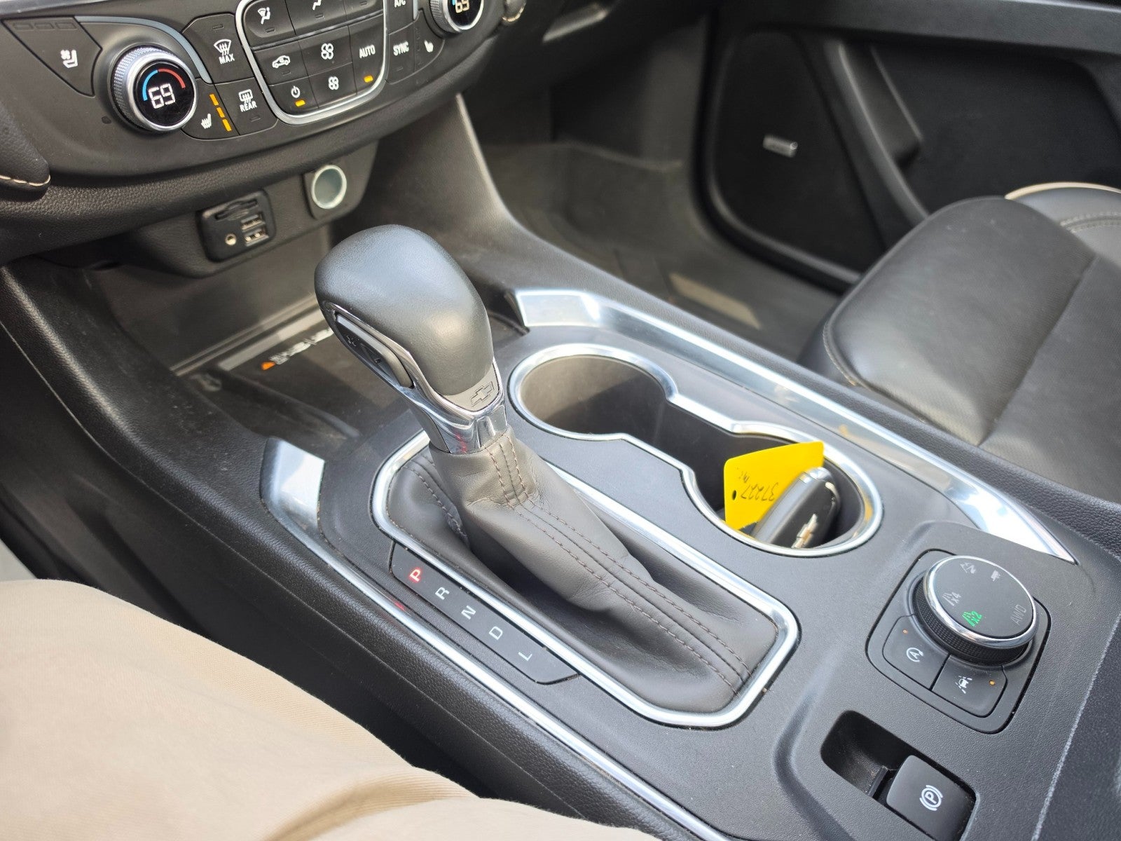 2024 Chevrolet Traverse Limited Premier