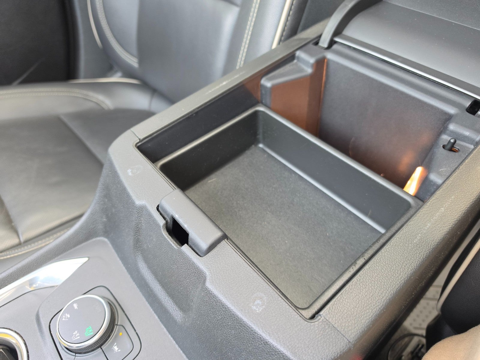 2024 Chevrolet Traverse Limited Premier