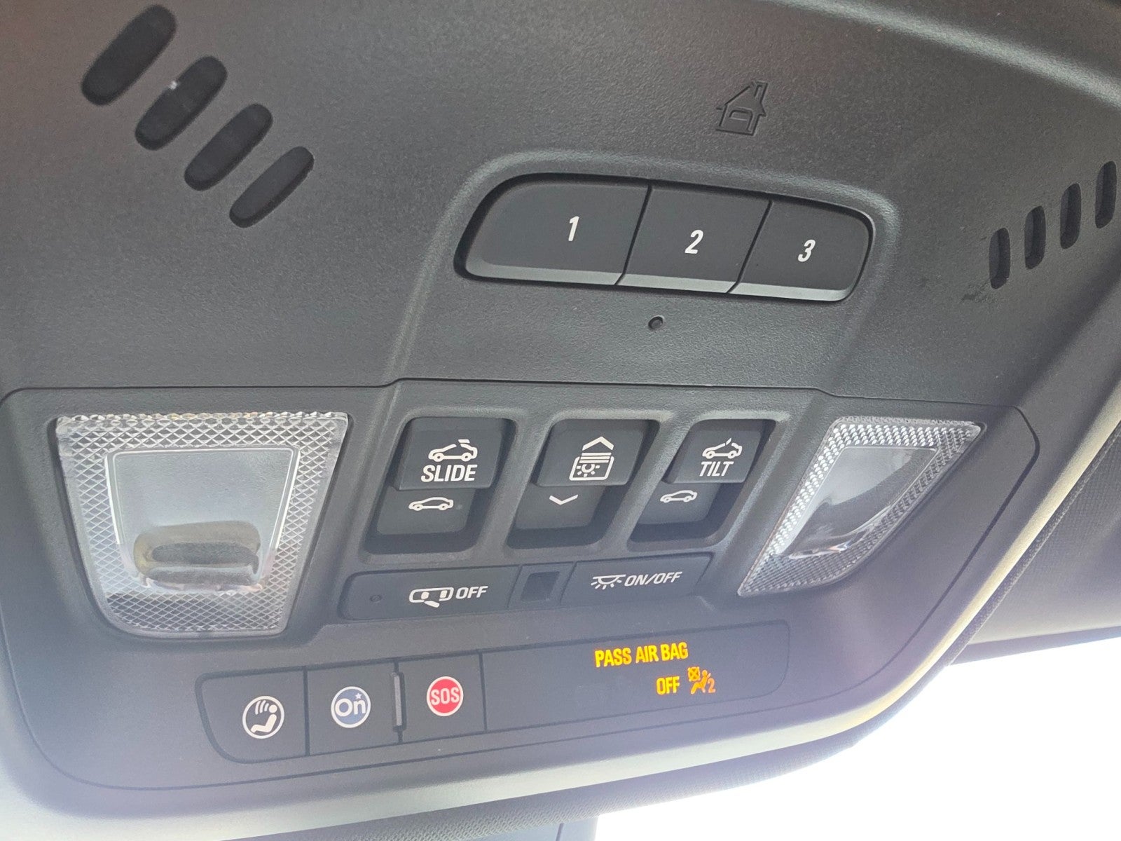 2024 Chevrolet Traverse Limited Premier