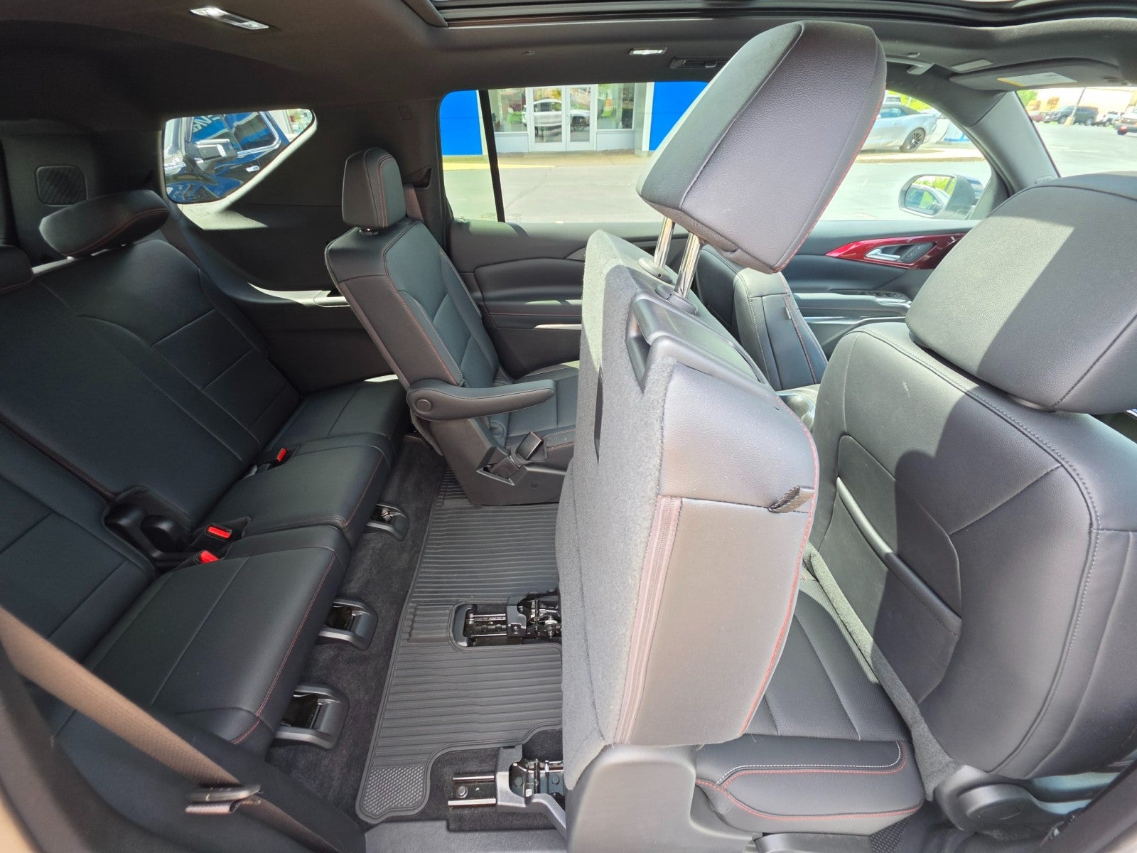 2025 Chevrolet Traverse Z71