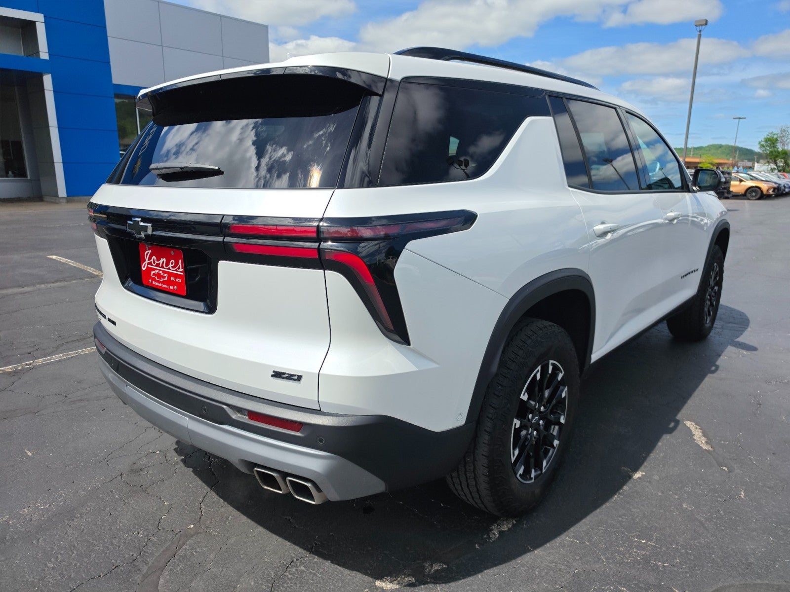 2025 Chevrolet Traverse Z71