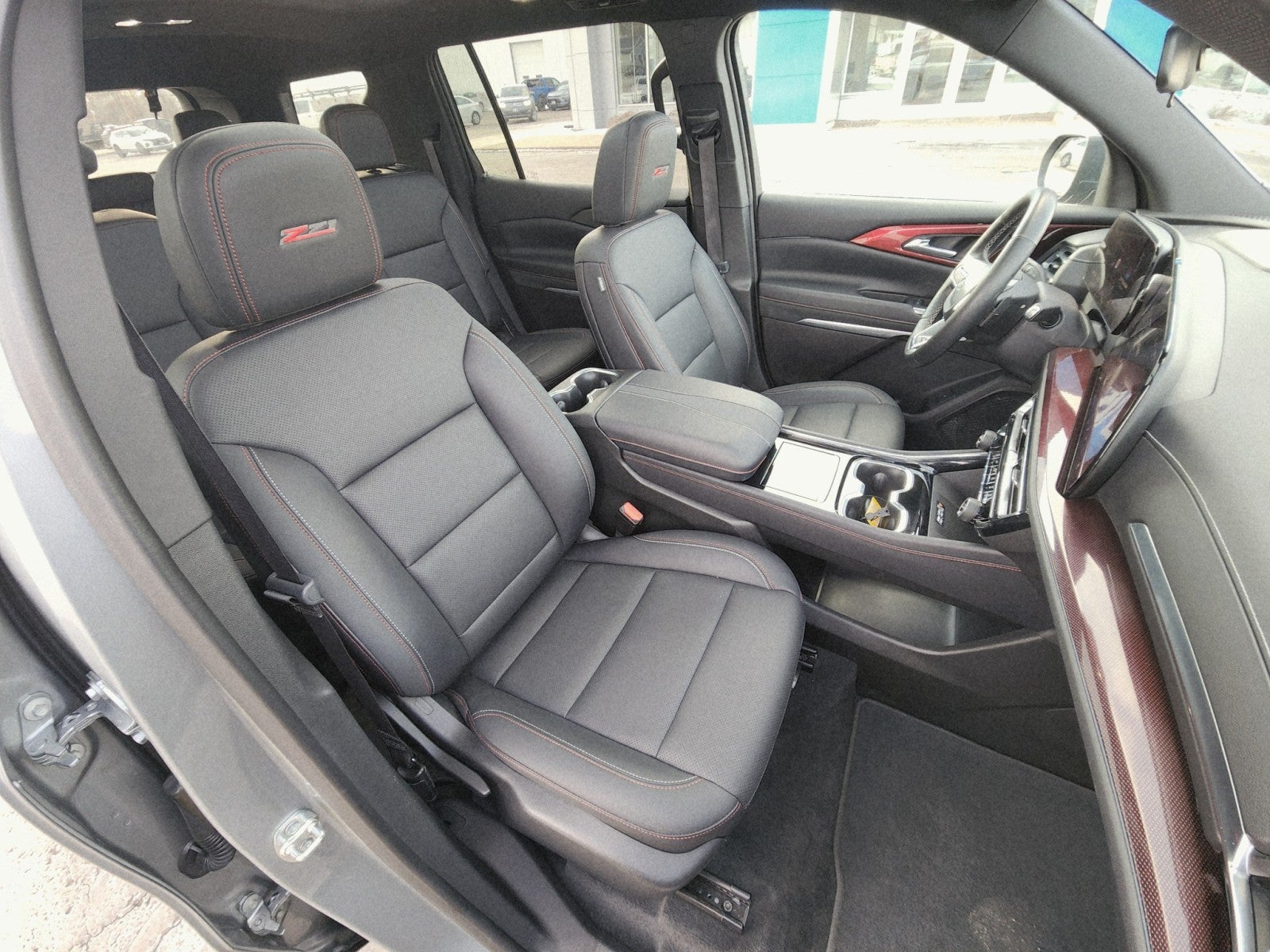 2025 Chevrolet Traverse Z71