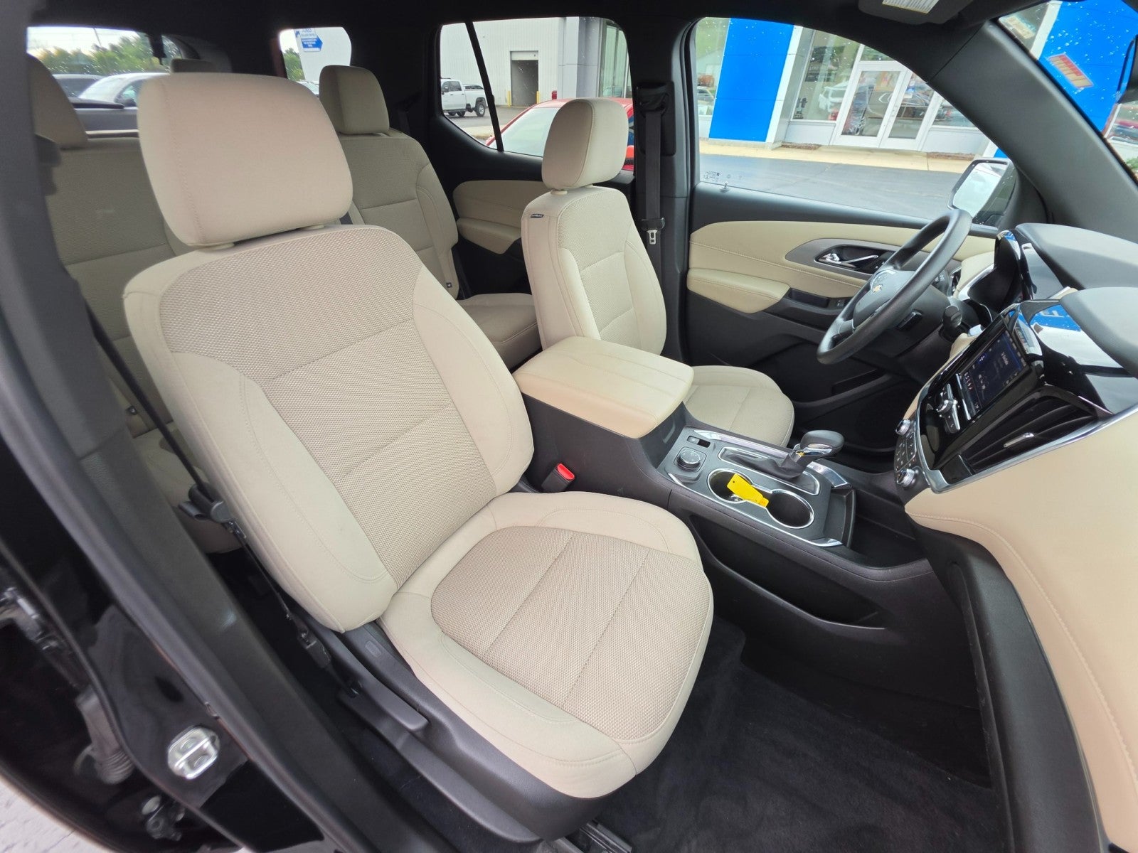 2022 Chevrolet Traverse LS