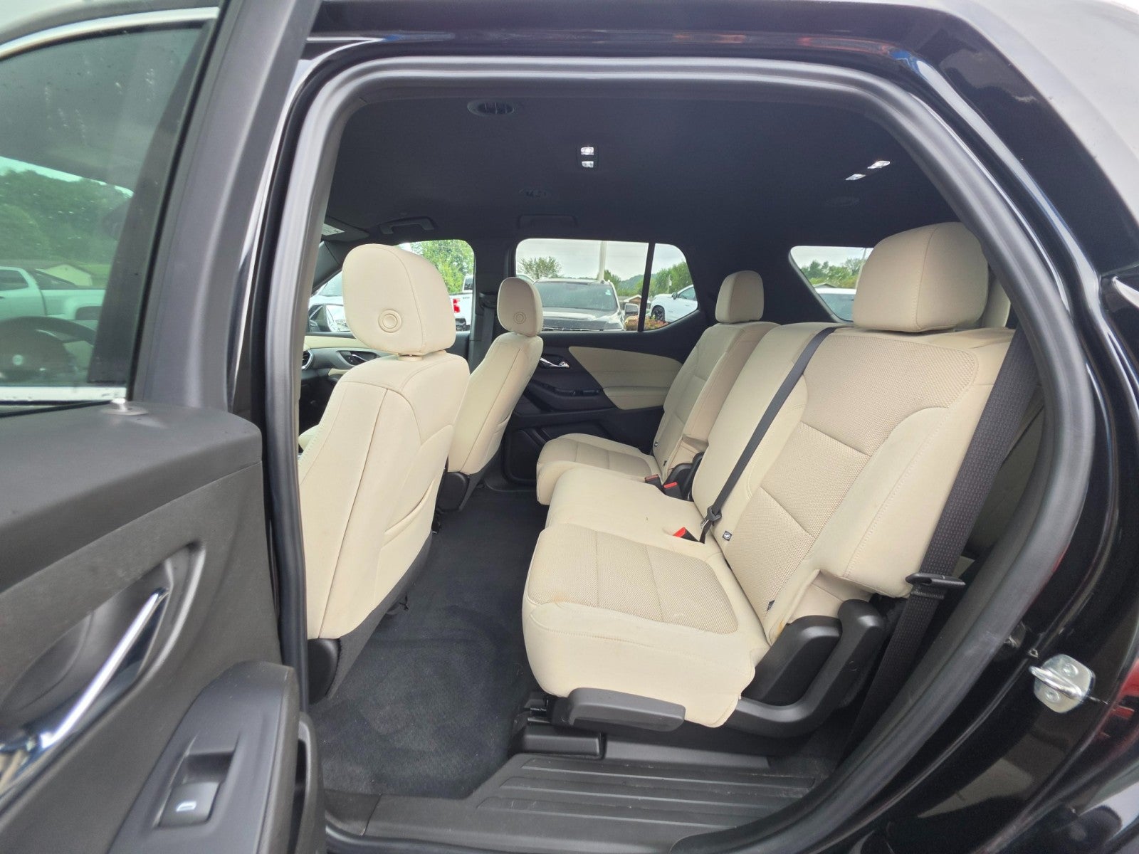 2022 Chevrolet Traverse LS