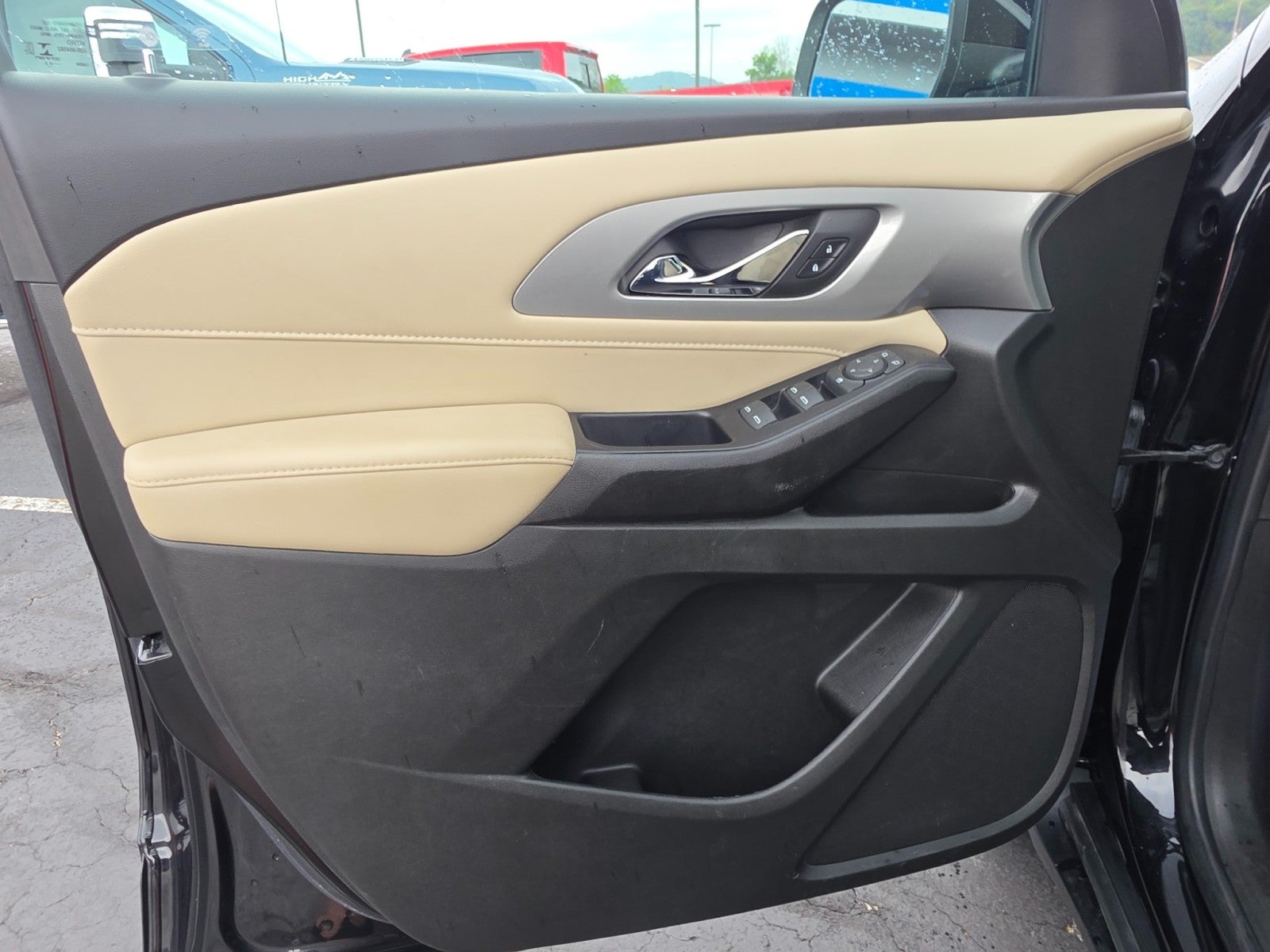 2022 Chevrolet Traverse LS